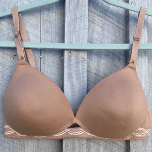 Warner brand nude color bra, padded wireless